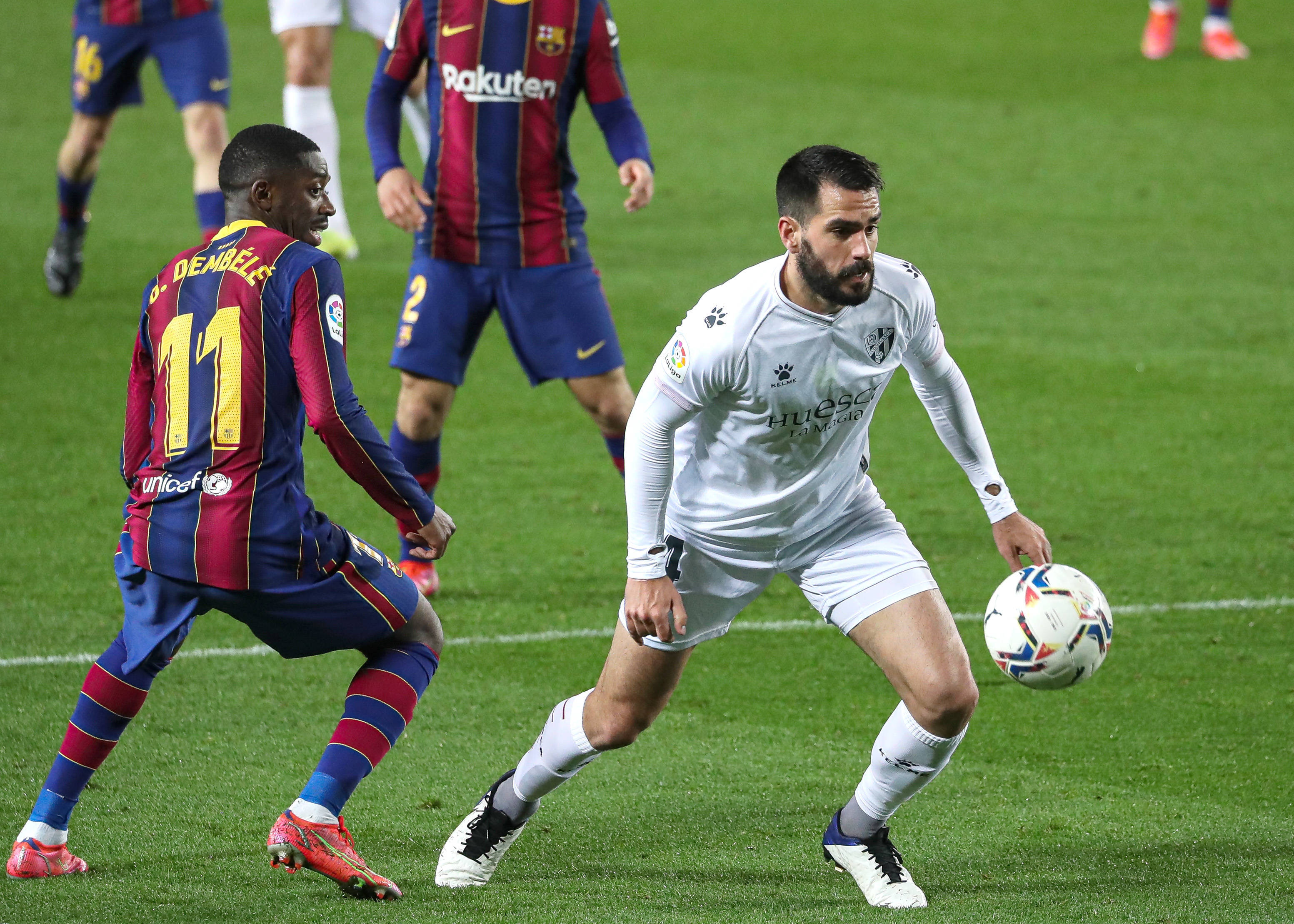 巴萨将挑战曼联，双方力争胜利的简单介绍