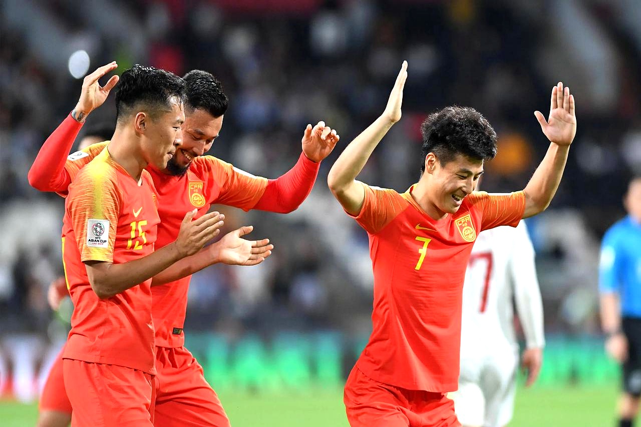 关于中超联赛球员们顽强作战,不畏困难迎接挑战的信息 关于中超联赛球员们顽强作战,不畏困难迎接挑战的信息