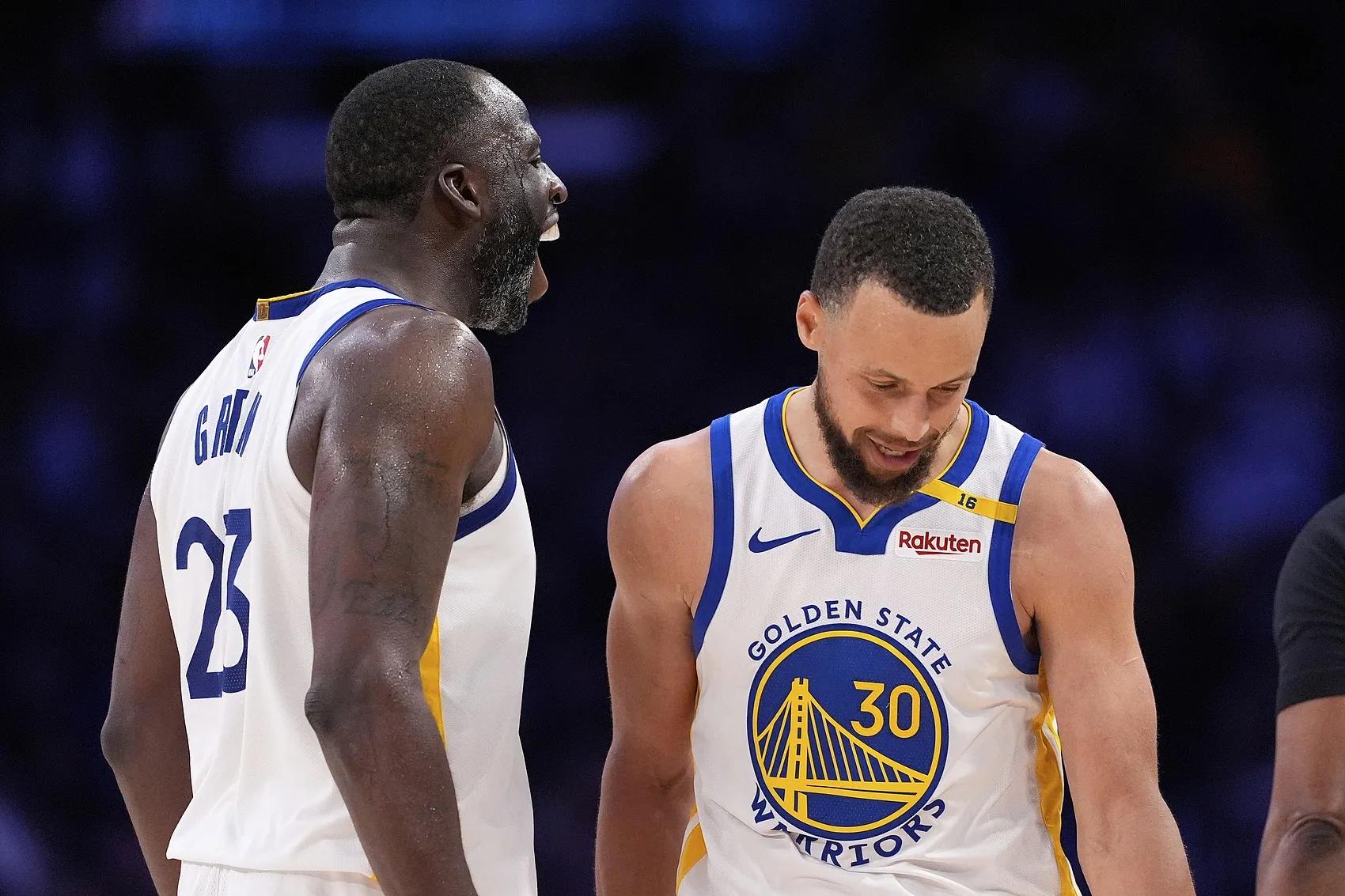 勇士大胜太阳,库里狂轰45分震撼全场的简单介绍 勇士大胜太阳,库里狂轰45分震撼全场的简单介绍