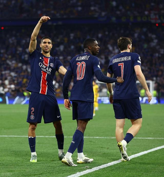 包含巴黎圣日耳曼全队高效配合,成功跻身欧冠半决赛的词条 包含巴黎圣日耳曼全队高效配合,成功跻身欧冠半决赛的词条