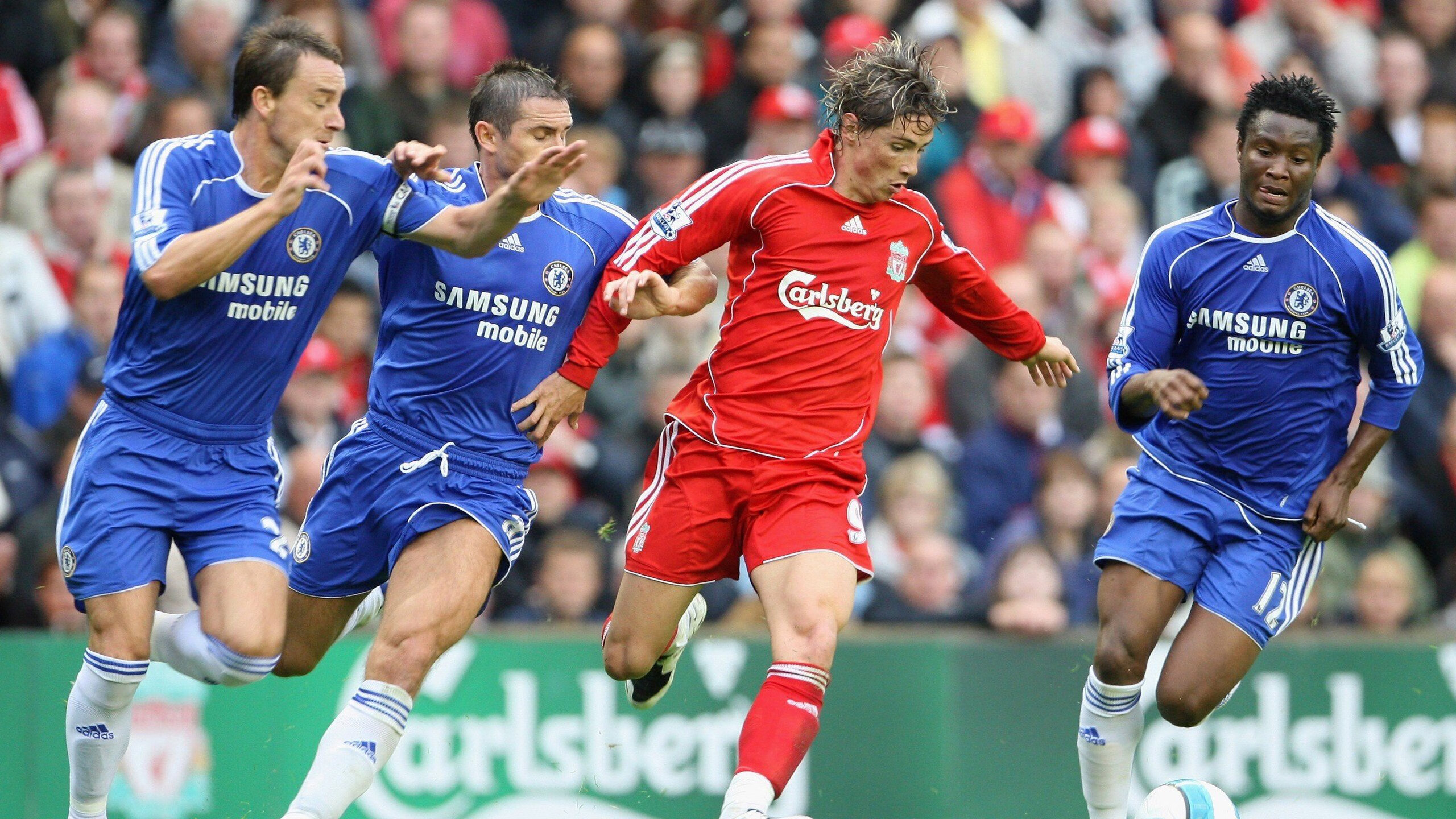 赛道上的王朝更迭,阿隆索驾驭红牛力克威廉姆斯,展现绝对统治力